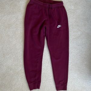 Size medium nike joggers